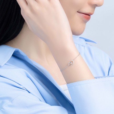 18K White Color Gold Natural Diamond Bracelet