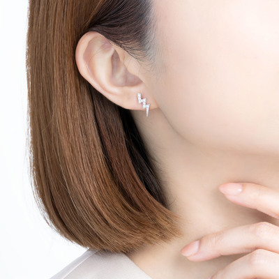 18K 白色黃金天然鑽石鑲嵌單隻耳環